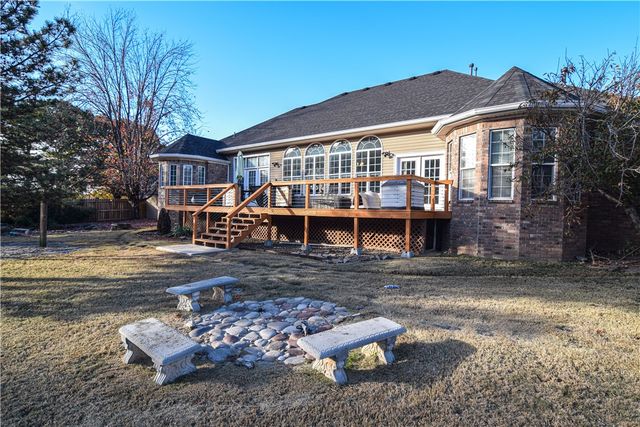 2716 W Centennial Drive, Rogers, AR 72758