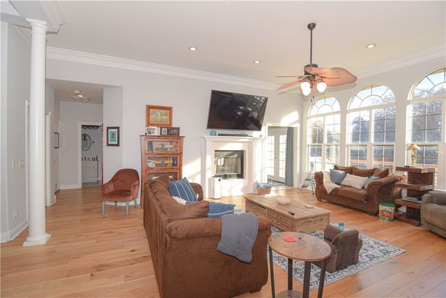 2716 W Centennial Drive, Rogers, AR 72758