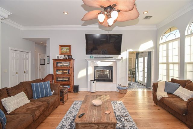 2716 W Centennial Drive, Rogers, AR 72758