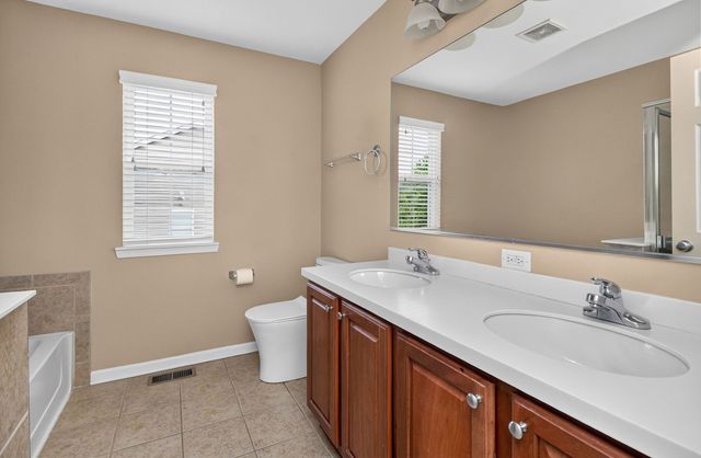 3312 Homestead Avenue, Aurora, IL 60506
