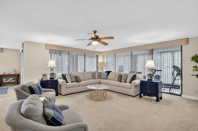 7201 Promenade Drive 102, Boca Raton, FL 33433