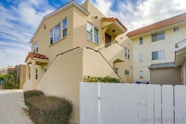 4095 Front St, San Diego, CA 92103