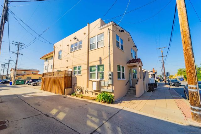 4095 Front St, San Diego, CA 92103