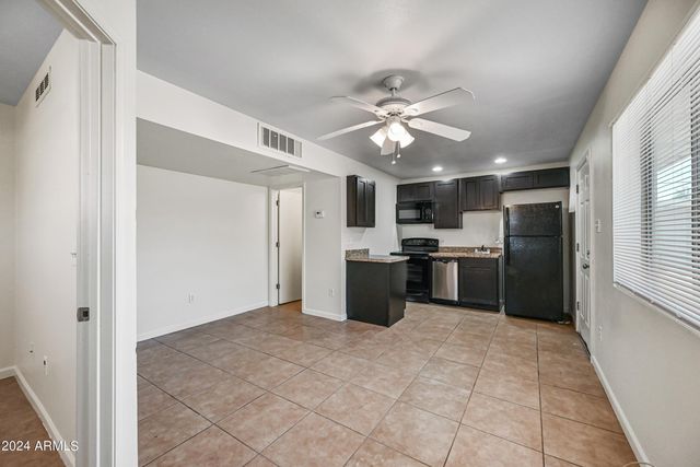 3949 E Earll Drive Apt 7, Phoenix, AZ 85018