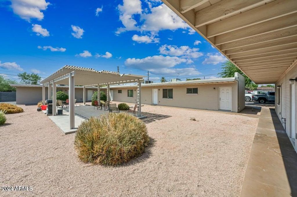 3949 E Earll Drive Apt 7, Phoenix, AZ 85018