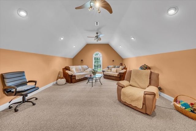 92 Freeman Ct, Winchester, TN 37398