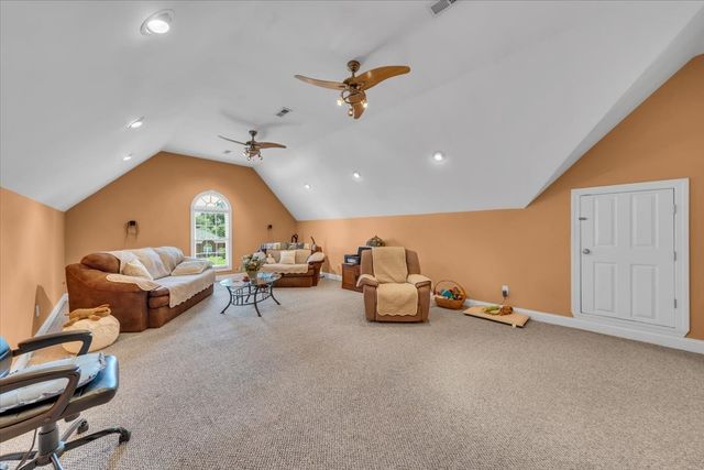 92 Freeman Ct, Winchester, TN 37398