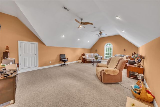 92 Freeman Ct, Winchester, TN 37398