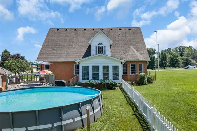 92 Freeman Ct, Winchester, TN 37398