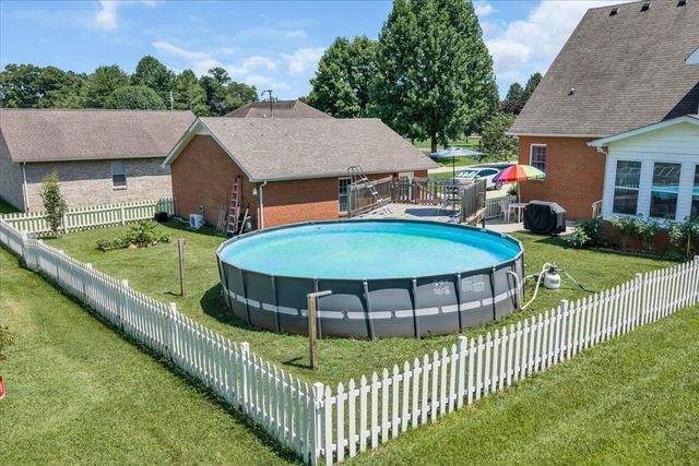 92 Freeman Ct, Winchester, TN 37398