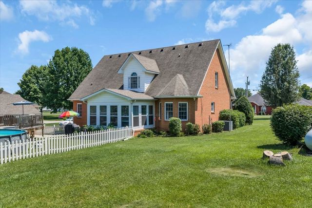 92 Freeman Ct, Winchester, TN 37398