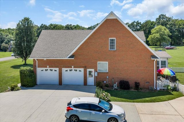 92 Freeman Ct, Winchester, TN 37398