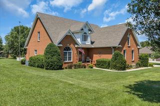 92 Freeman Ct, Winchester, TN 37398