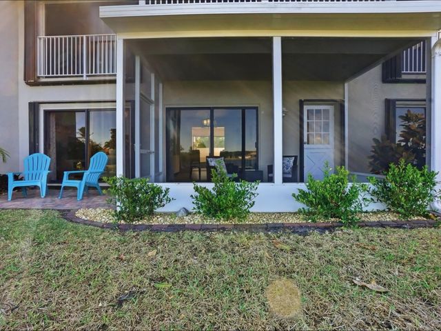 3206 S Lakeview Circle 1105, Hutchinson Island, FL 34949