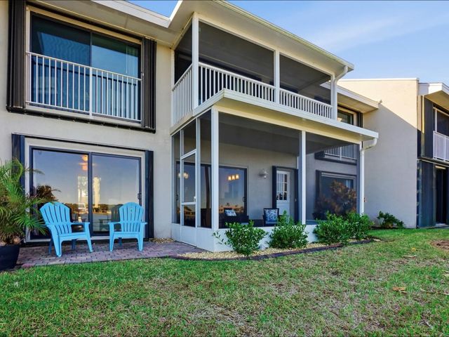3206 S Lakeview Circle 1105, Hutchinson Island, FL 34949
