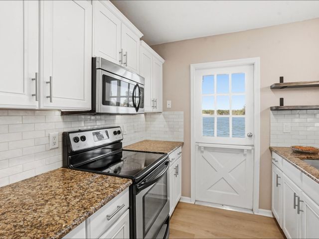 3206 S Lakeview Circle 1105, Hutchinson Island, FL 34949