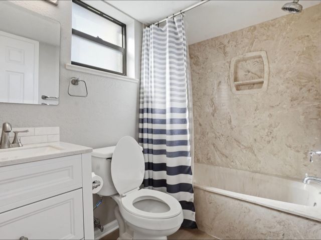 3206 S Lakeview Circle 1105, Hutchinson Island, FL 34949