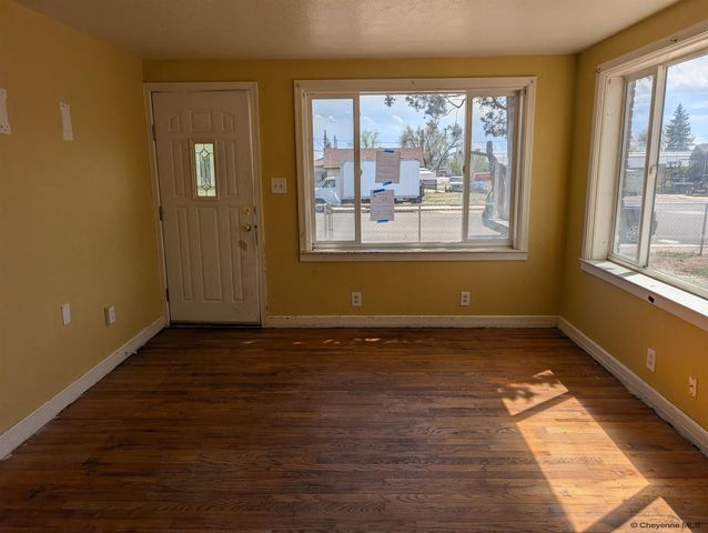 2502 E 9TH ST, Cheyenne, WY 82001