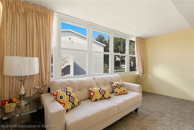 7770 N Dr Martin Luther King Jr Street 201, St Petersburg, FL 33716