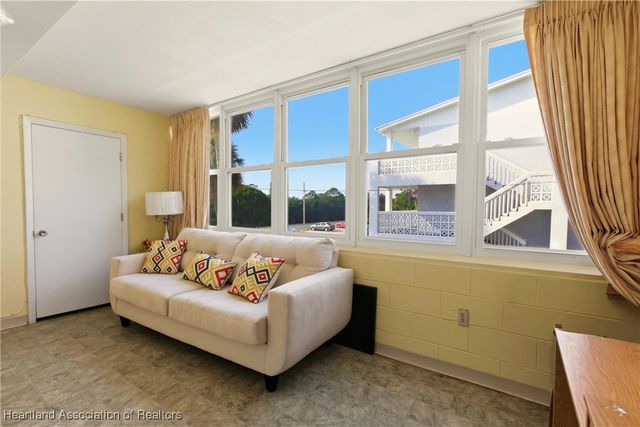 7770 N Dr Martin Luther King Jr Street 201, St Petersburg, FL 33716