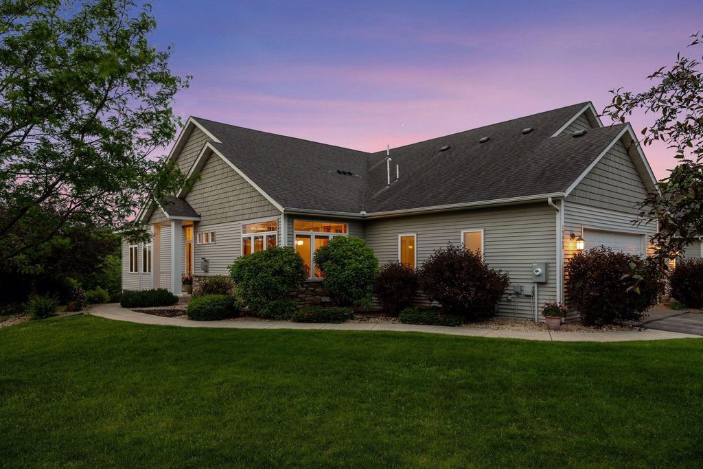 19808 Dawson Lane, Farmington, MN 55024