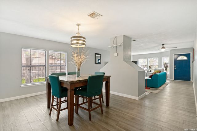 6703 Country Breeze, San Antonio, TX 78240