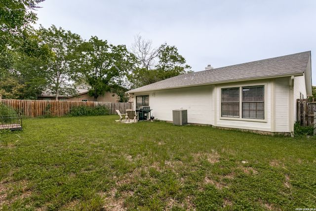 6703 Country Breeze, San Antonio, TX 78240