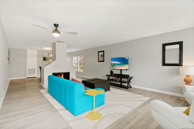 6703 Country Breeze, San Antonio, TX 78240