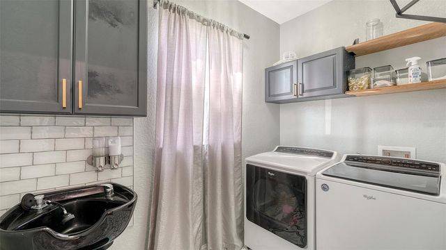 1650 PINYON PINE DRIVE, Sarasota, FL 34240