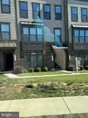 1733 DUNNINGTON PL, Dumfries, VA 22026