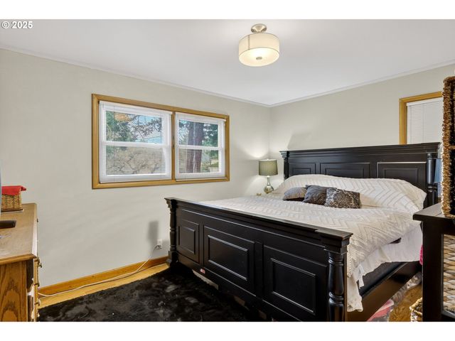 110 Ne 130TH Pl, Portland, OR 97230