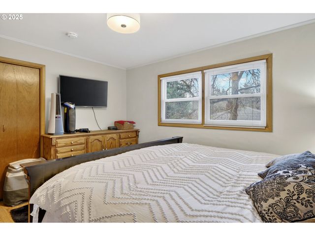 110 Ne 130TH Pl, Portland, OR 97230