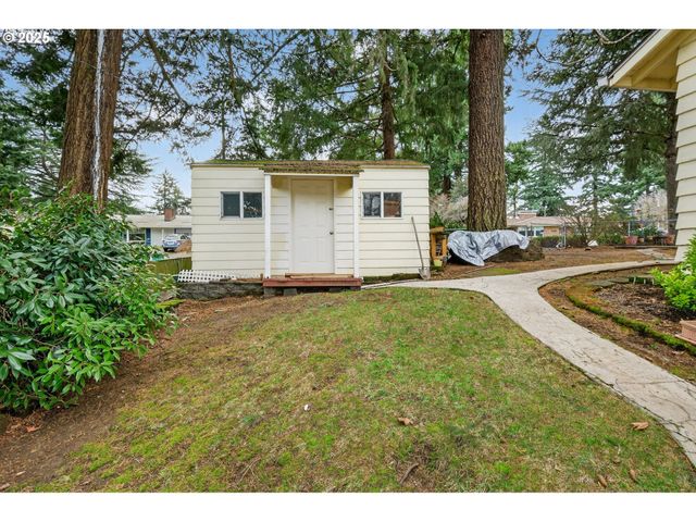 110 Ne 130TH Pl, Portland, OR 97230