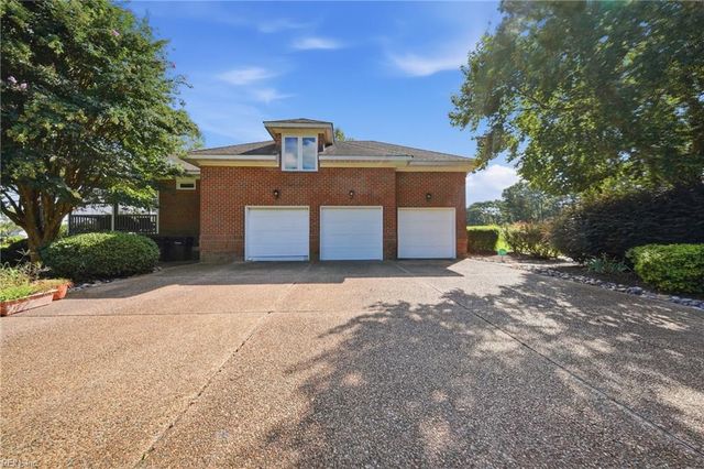 2329 Centerville TPKE S, Chesapeake, VA 23322