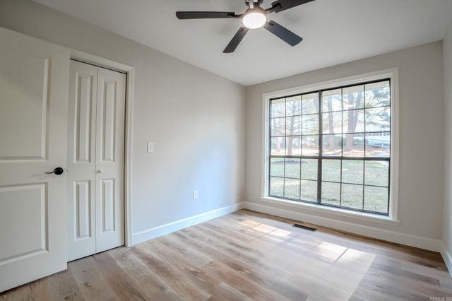 725 Forest Lane, Benton, AR 72019