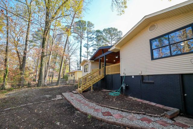 725 Forest Lane, Benton, AR 72019