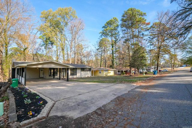 725 Forest Lane, Benton, AR 72019