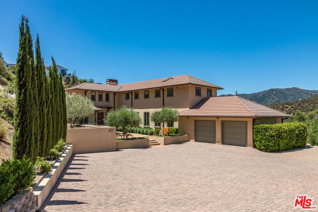 1045 Cold Canyon Road, Calabasas, CA 91302