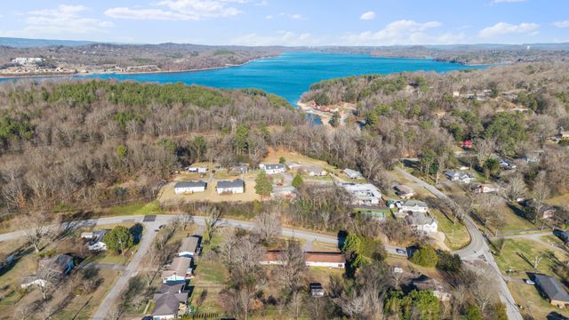 3208 Kings Point Road, Chattanooga, TN 37416