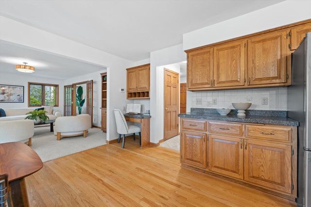 3450 S Sandalwood DRIVE, New Berlin, WI 53151