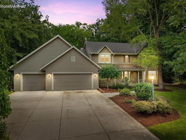 3450 S Sandalwood DRIVE, New Berlin, WI 53151