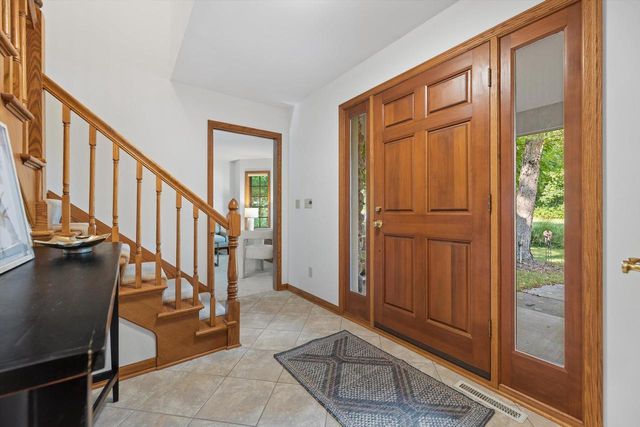 3450 S Sandalwood DRIVE, New Berlin, WI 53151
