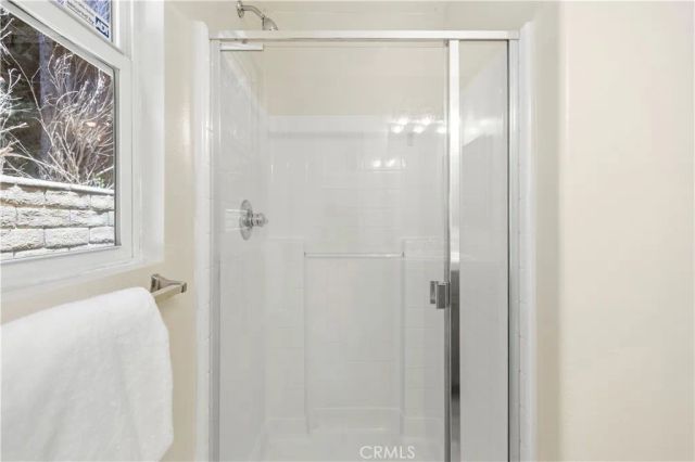 8541 Thunderbird, North Hills, CA 91343