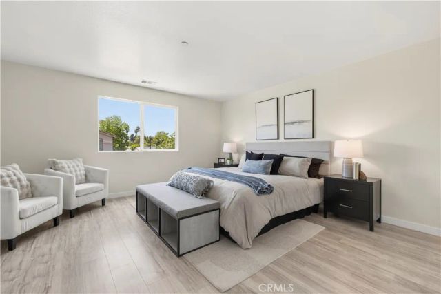 8541 Thunderbird, North Hills, CA 91343