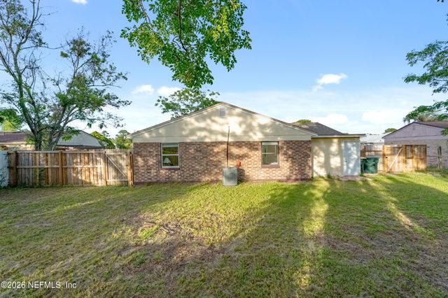 2224 MINDANAO Drive, Jacksonville, FL 32246
