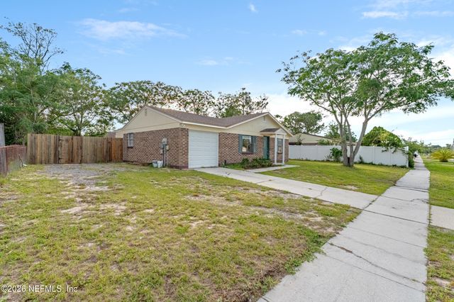 2224 MINDANAO Drive, Jacksonville, FL 32246