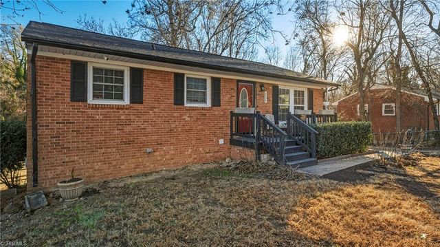 1111 Morningside Drive, Burlington, NC 27217