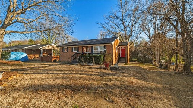 1111 Morningside Drive, Burlington, NC 27217