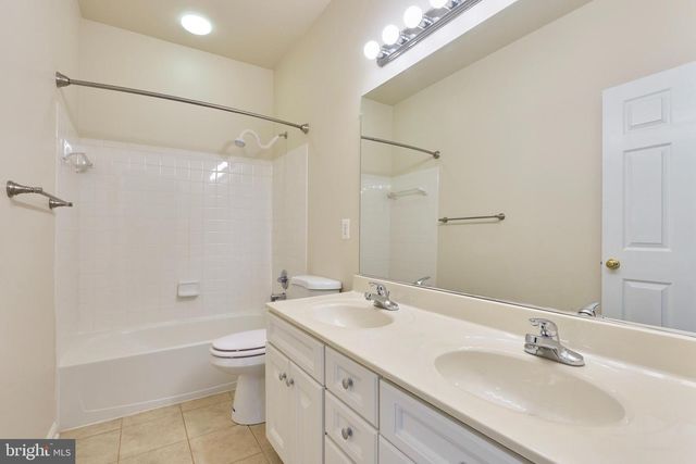 8553 DALTONS GROVE WAY, Bristow, VA 20136