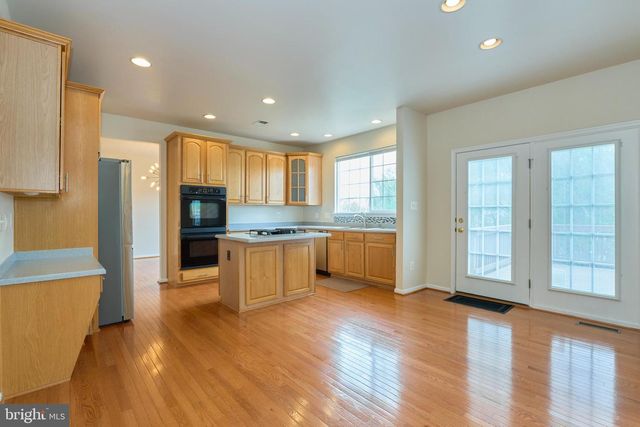 8553 DALTONS GROVE WAY, Bristow, VA 20136